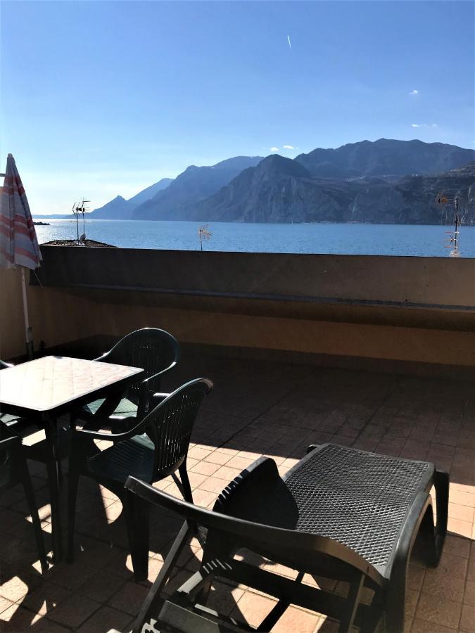 Stella Apartments Malcesine Eksteriør billede