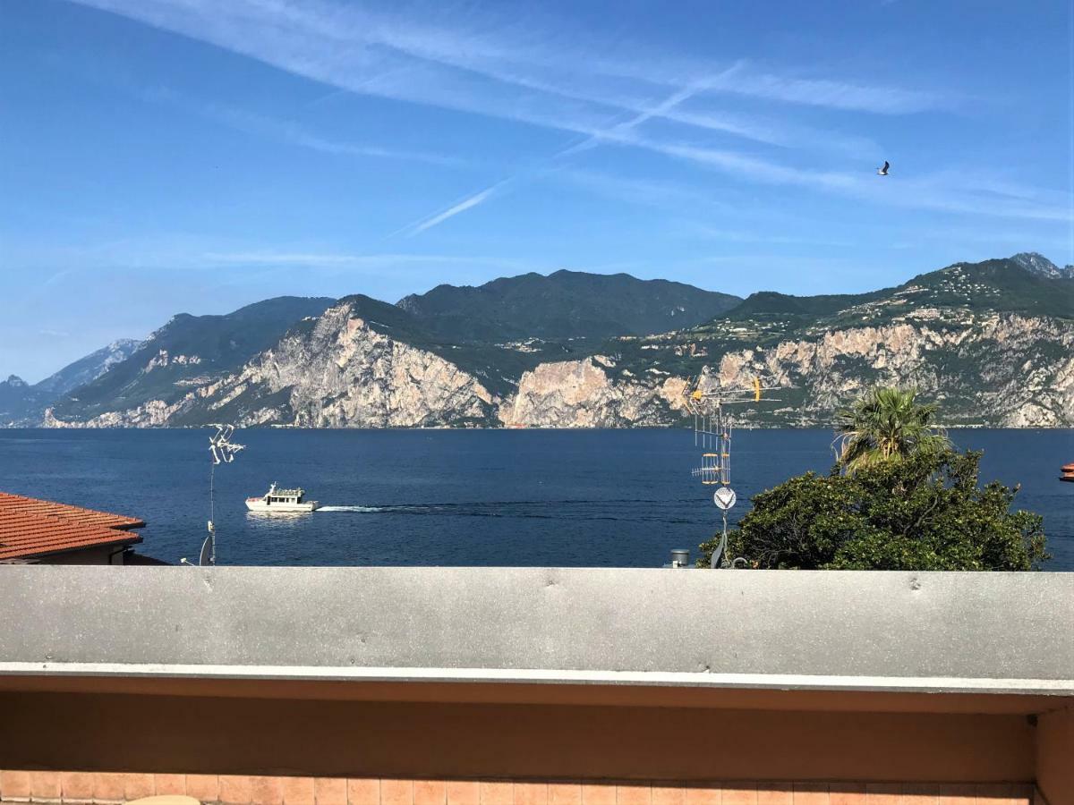 Stella Apartments Malcesine Eksteriør billede